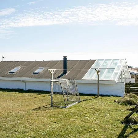 Stunning In Lkken With 3 Bedrooms, Sauna And Wifi * Løkken