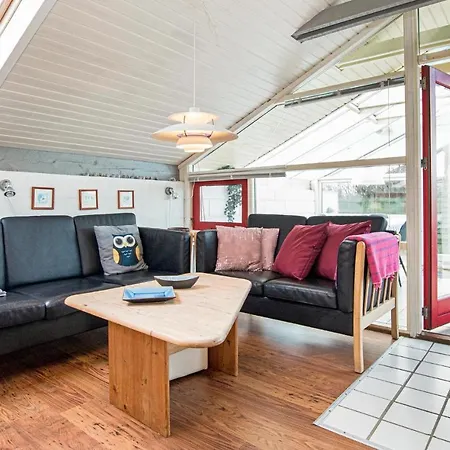 Stunning In Lkken With 3 Bedrooms, Sauna And Wifi Løkken